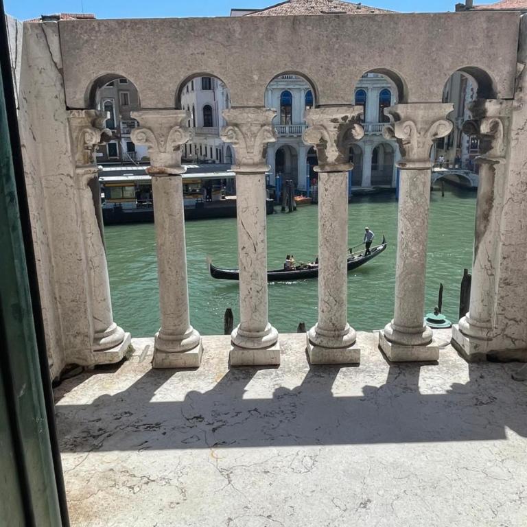 Royal Rialto Apartment - Grand Canal View - Apartment with Terrace - 32