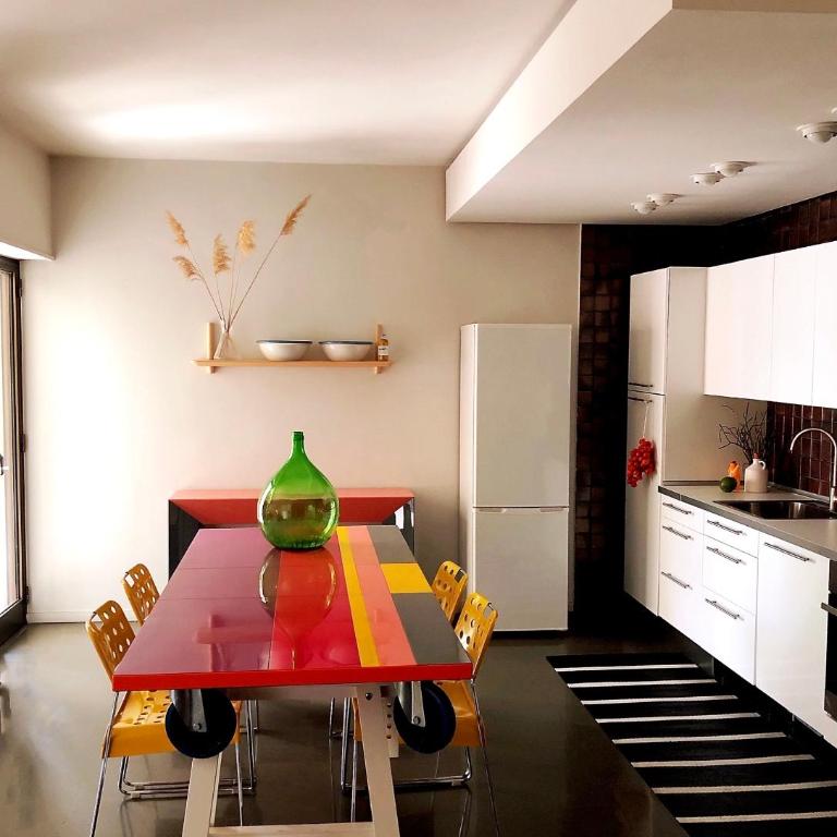 Colourful Living - Appartamento con 2 Camere da Letto - 5