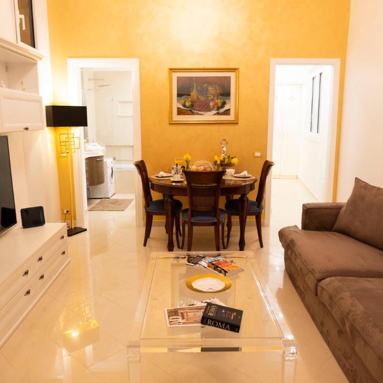Cathy's Luxury Home - Two-Bedroom Apartment - 10