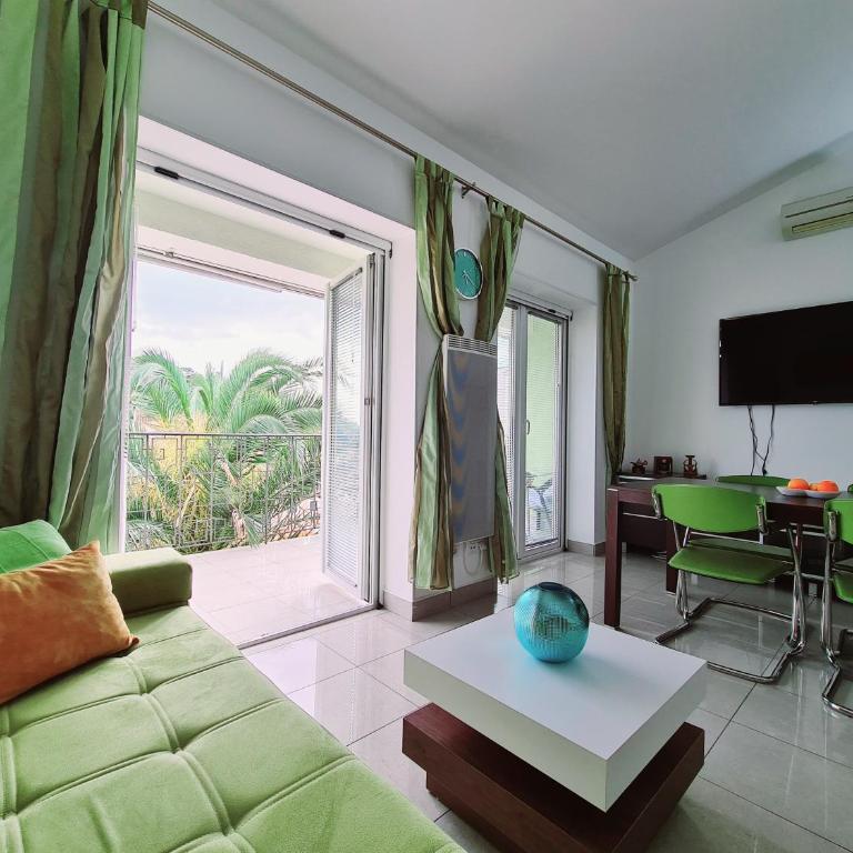 Olive Garden Apartment - Two-Bedroom Villa - 3