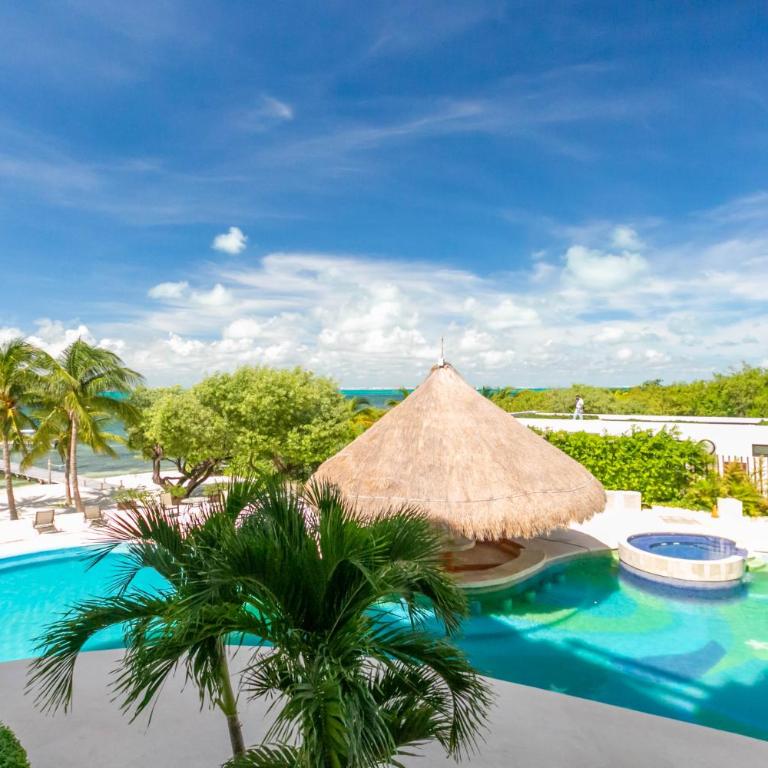 Sunset Condo 104 Puerta al Mar Isla Mujeres Mexico - Three-Bedroom Apartment - 7