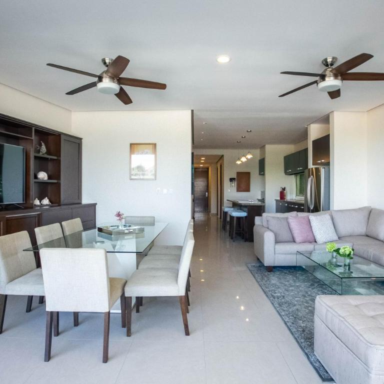 Sunset Condo 104 Puerta al Mar Isla Mujeres Mexico - Three-Bedroom Apartment - 11