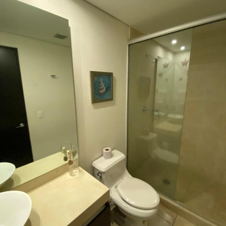 Chicago Suites WTC - Deluxe Double Room - 7