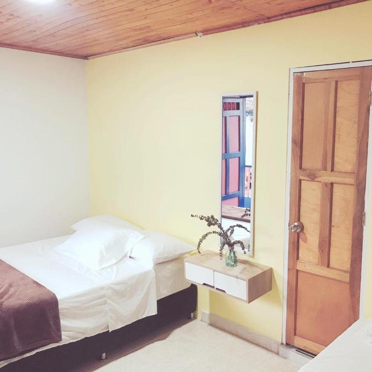 Hospedaje Casa Rosa Jardín - Double Room - 2