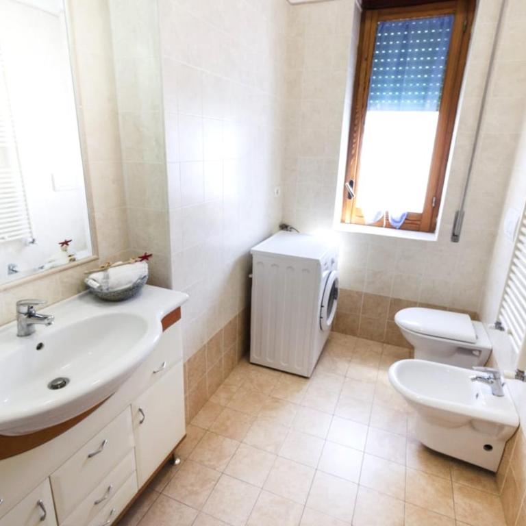 Incanto di luna B&b Family Rooms - Camera Quadrupla con Vista Mare - 3