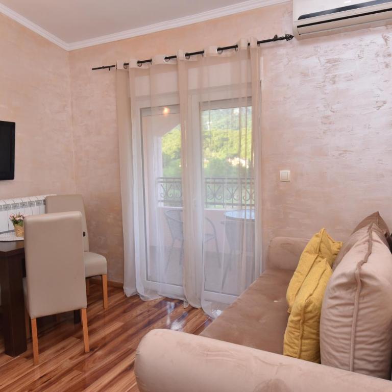Pejovic Residence Budva - Apartman sa Pogledom na Bazen - 11