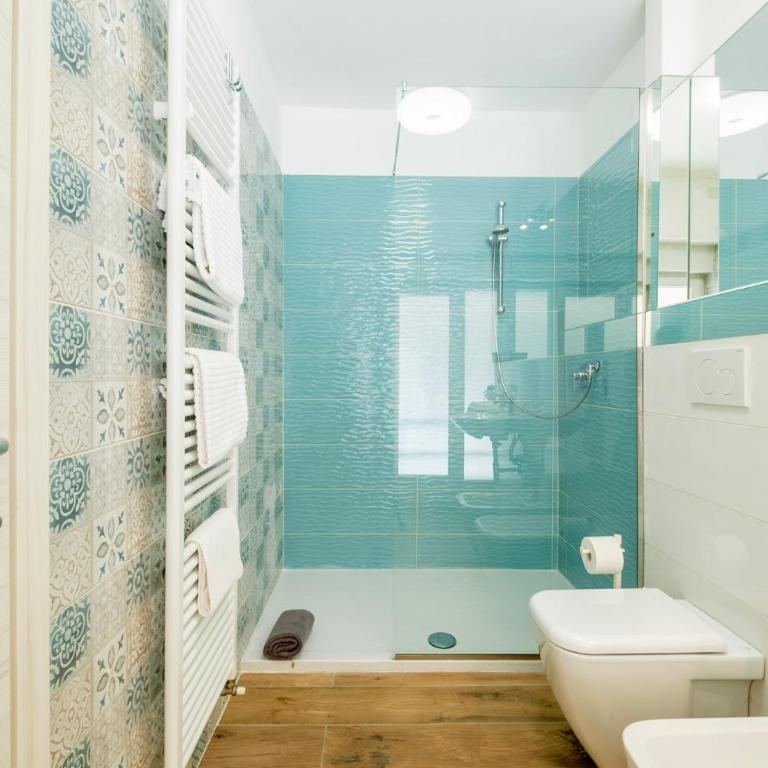 Marconi28suites - Deluxe King Room - 12