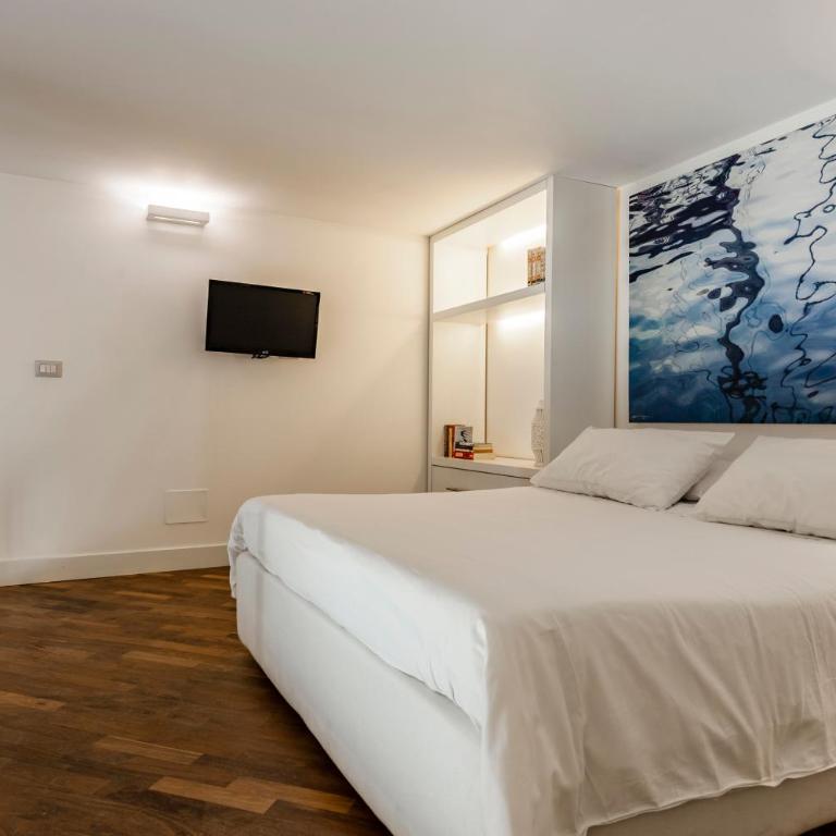 Ferrini Home - Via Monte Sant'Agata - One-Bedroom Apartment - 25