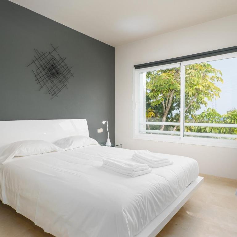 2278-Modern apt in the Alcazaba Lagoon - Apartamento Superior - 18