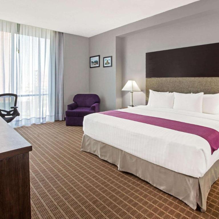 CHN Hotel Monterrey Centro, Trademark Collection by Wyndham - King Room - Non-Smoking - 1