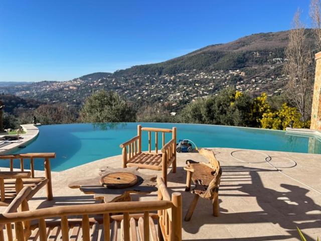 Le Clos des Senteurs de Chateauneuf de Grasse - Doppelzimmer mit Bergblick - 1