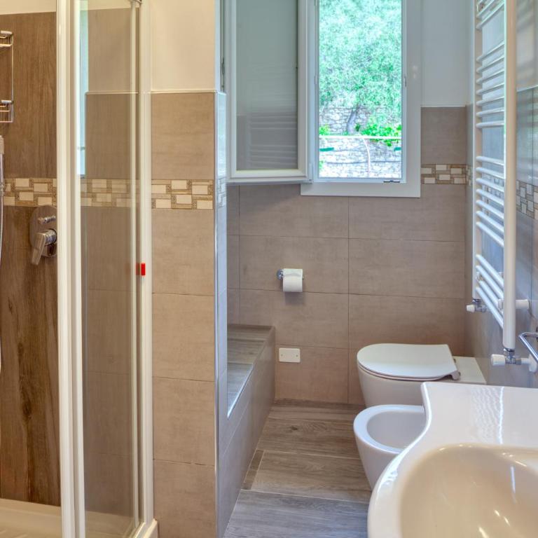 Villa Mimosa Diano Marina: exclusive use villa, garden, barbecue, 3 bedrooms and 3 bathrooms - Villa - 25