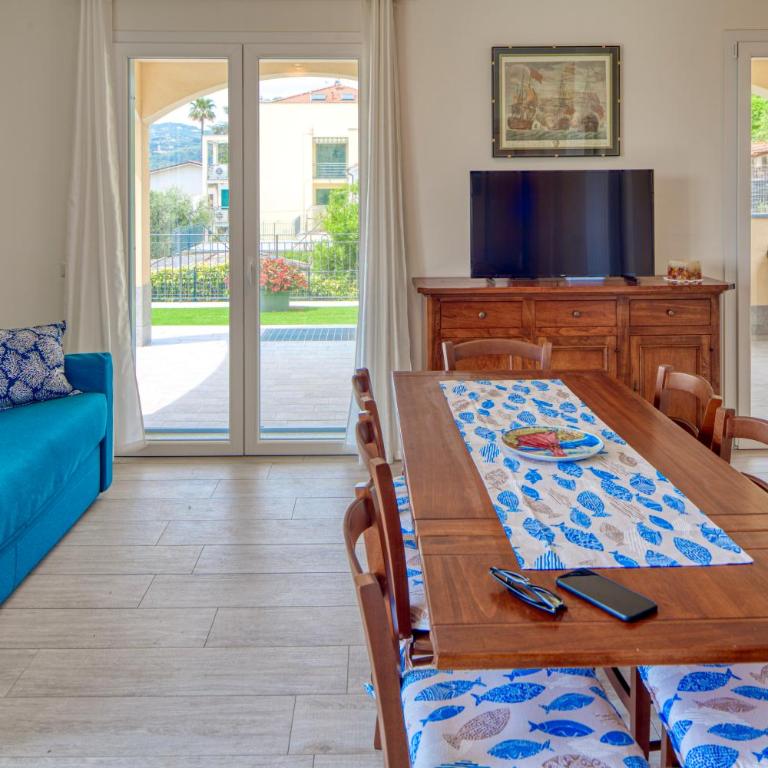Villa Mimosa Diano Marina: exclusive use villa, garden, barbecue, 3 bedrooms and 3 bathrooms - Villa - 8