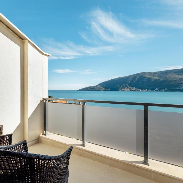 Doxa M Apartments - Apartment with Sea View - 3