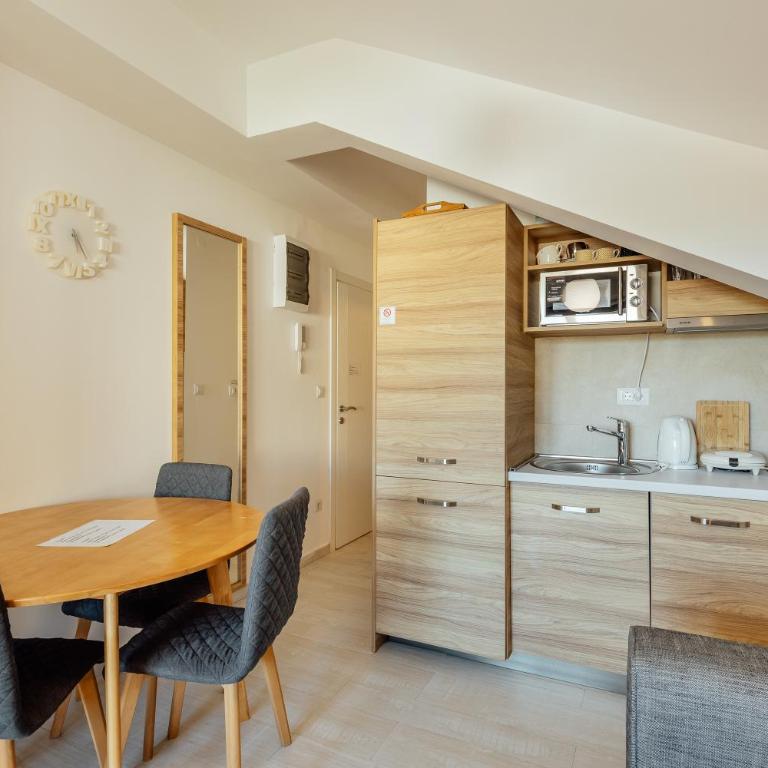 Doxa M Apartments - One-Bedroom Apartment - 5