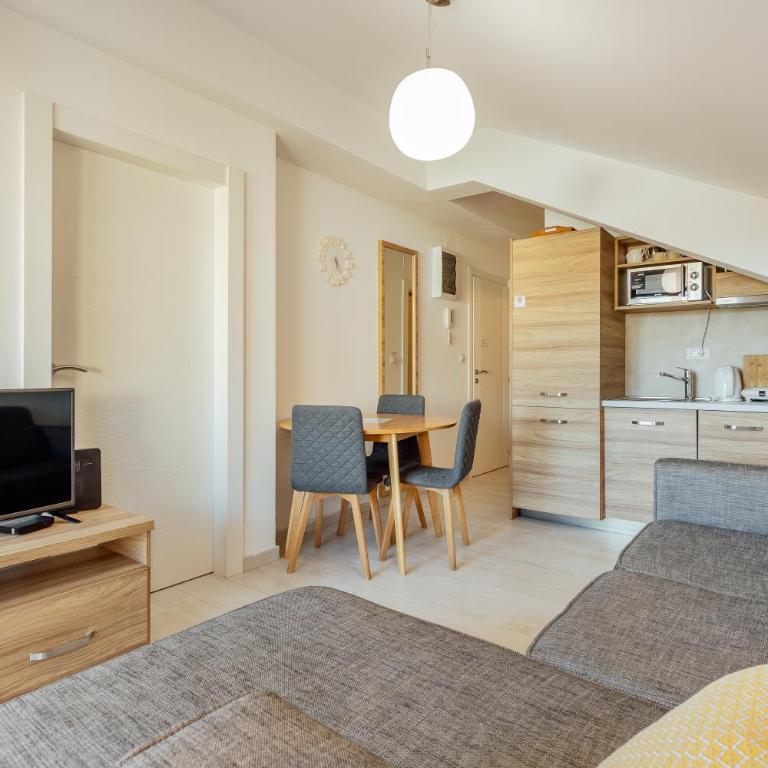 Doxa M Apartments - One-Bedroom Apartment - 8