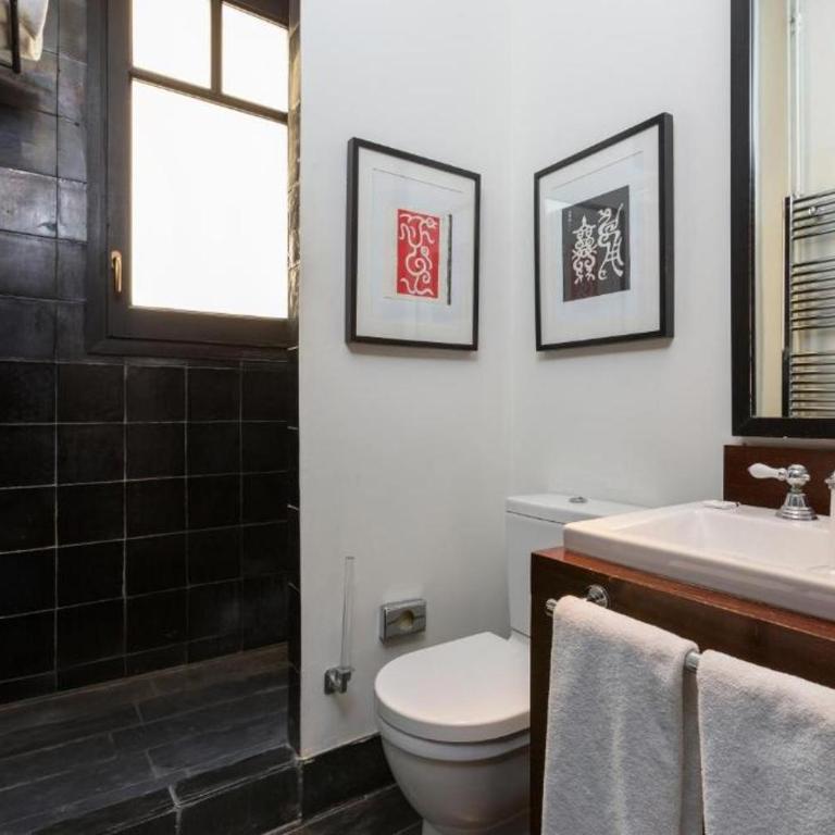 Hotel Market - Double or Twin Room with Parking - 4