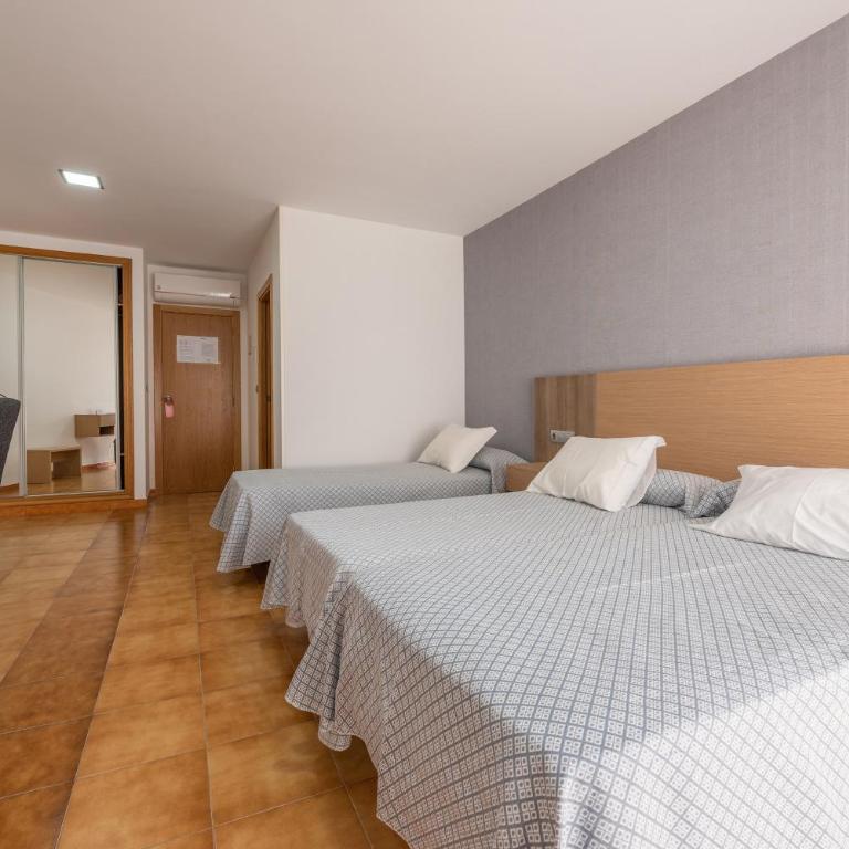 Hotel Montemar *** Superior - Habitación Familiar (2 adultos y 2 niños) - 18