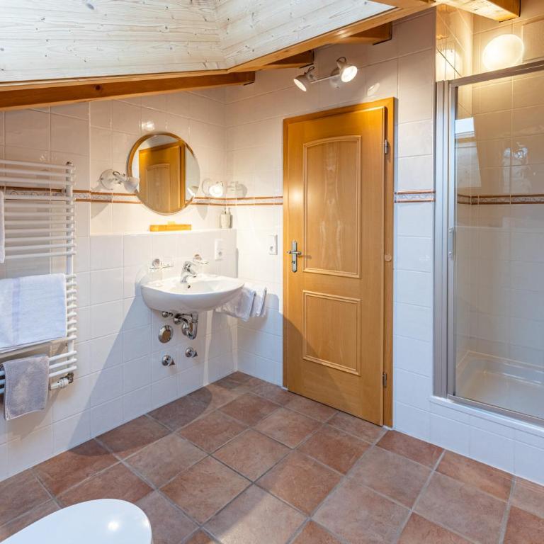 Landhaus Eggensberger - Apartment mit 2 Schlafzimmern - 11