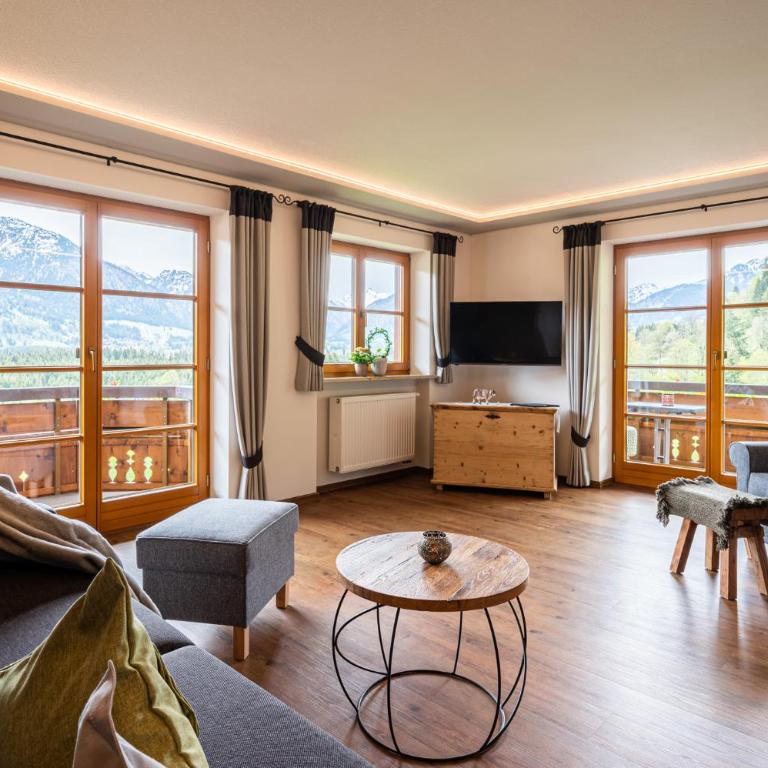 Landhaus Eggensberger - Apartment mit 1 Schlafzimmer und Balkon - 13