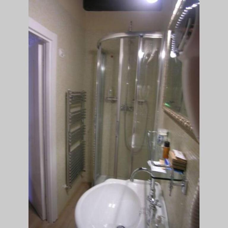 The Luxury Madonnina Suite - One-Bedroom Apartment - 10
