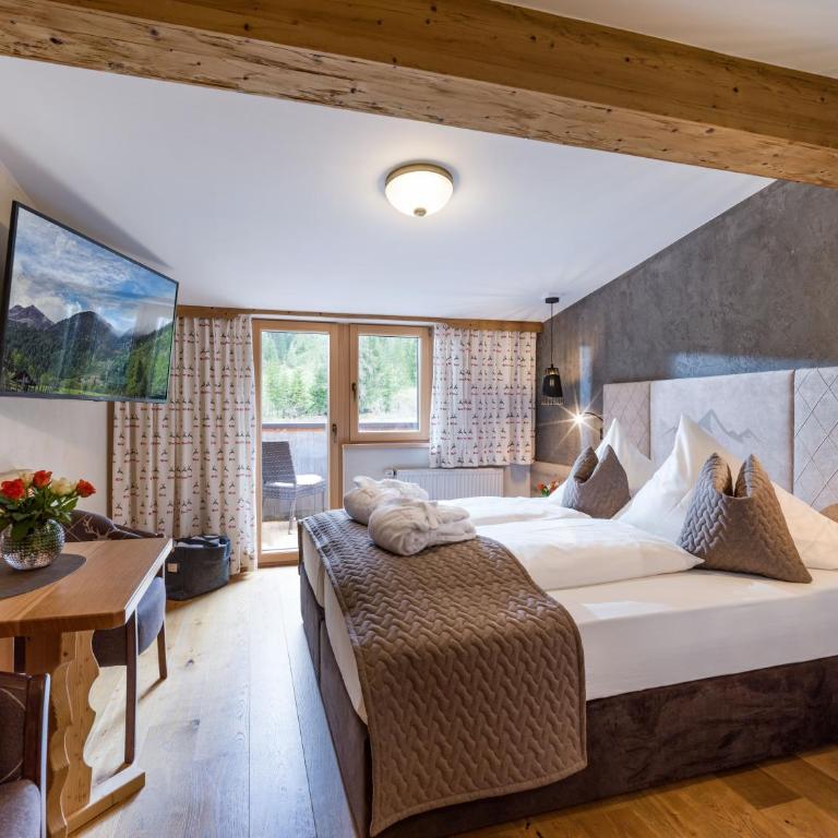 Alpengasthof Gern Alm - Doppelzimmer mit Balkon - 2