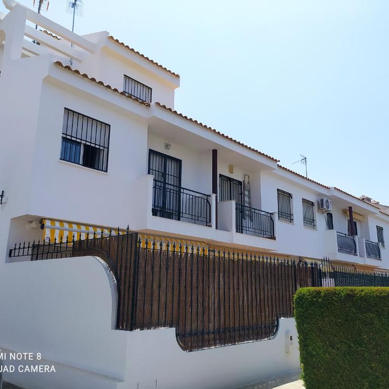 Gran adosado de esquina muy cerca de la playa en la Antilla - Casa de 3 dormitorios - 38
