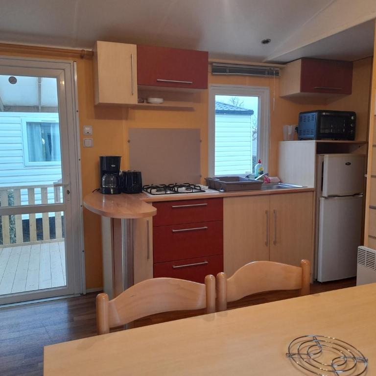 Mobil home climatisé 5 pers 11210 port la nouvelle - Mobile Home - 1