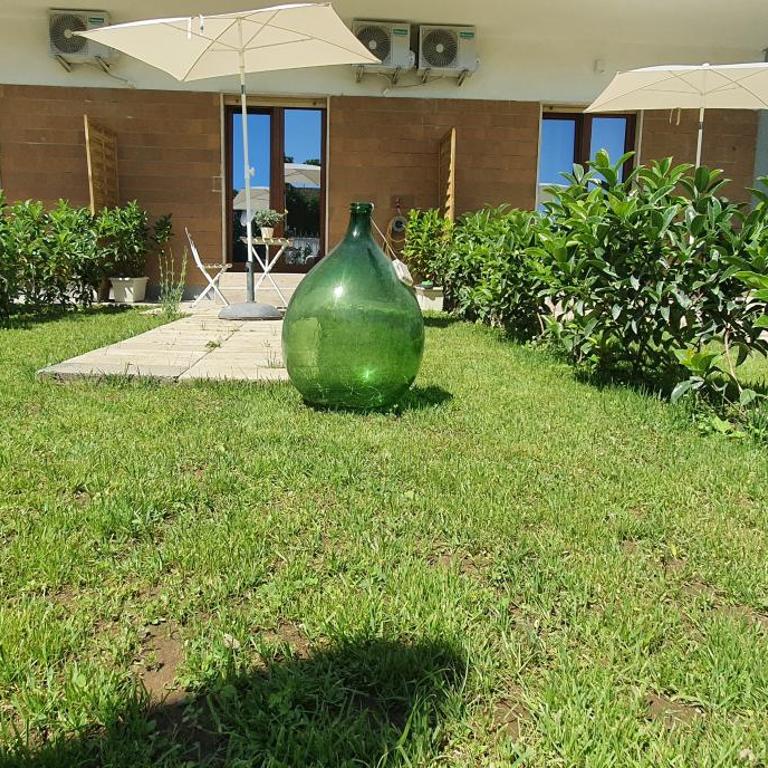 Maison Ligea - Camera King con Vista Giardino - 14