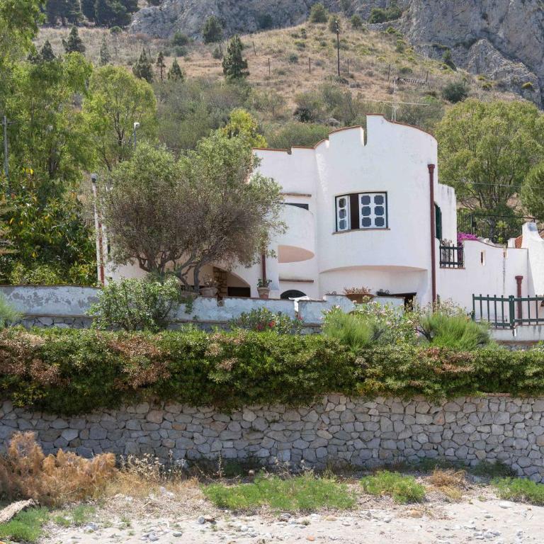 VILLA TORRAMMARE - RELAX ON THE SEASIDE - Villa - 2