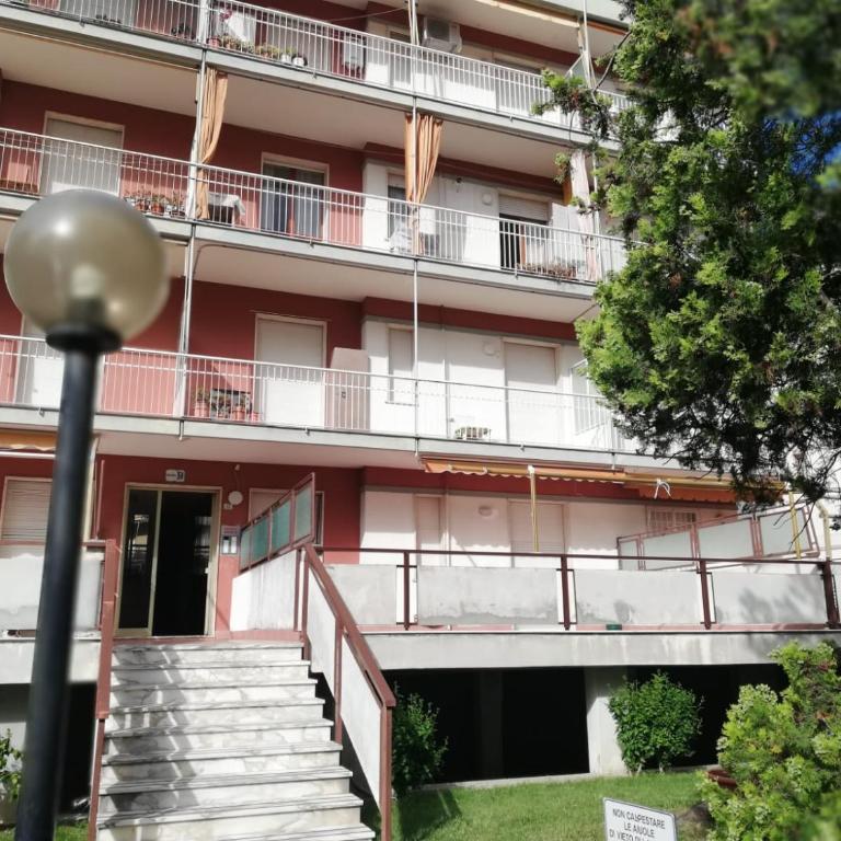 Appartamento Viale della Repubblica - One-Bedroom Apartment - 3