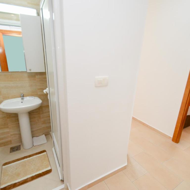 Apartments Ivanović - Apartman s 1 Spavaćom Sobom, Balkonom i Pogledom na More - 14