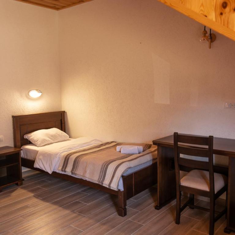 Etno selo Zminica - Deluxe Triple Room - 18