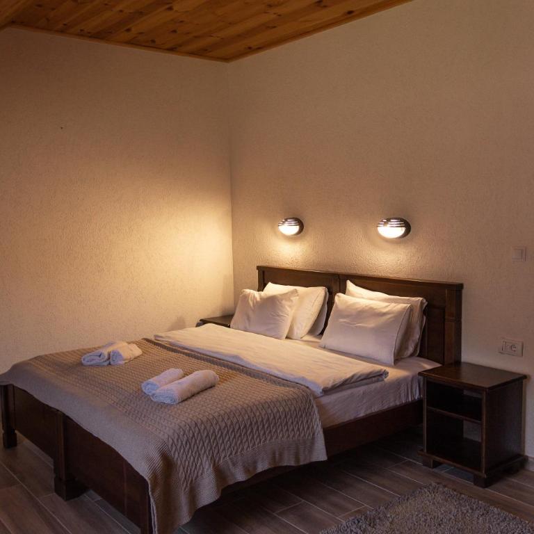 Etno selo Zminica - Deluxe Triple Room - 21
