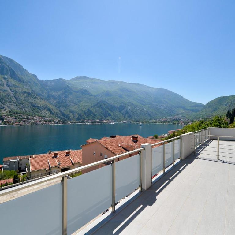 Apartments Seaview Estate Radovic - Apartman sa 2 Spavaće Sobe - 4