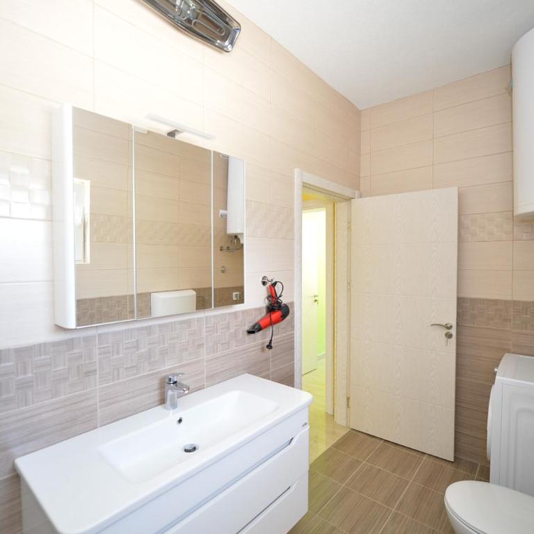 Apartments Seaview Estate Radovic - Apartman sa 2 Spavaće Sobe - 5