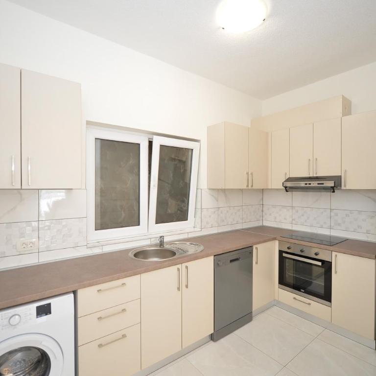 Apartments Seaview Estate Radovic - Apartman sa Pogledom na More - 4