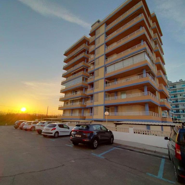 PRECIOSO ÁTICO CON AIRE ACONDICIONADO y PISCINA - Apartamento de 2 dormitorios - 31