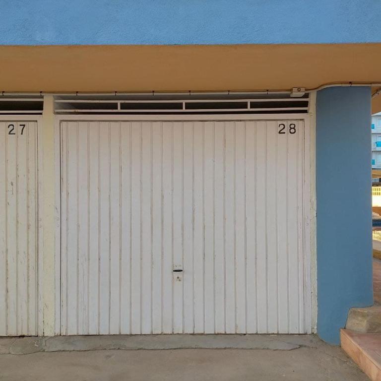 PRECIOSO ÁTICO CON AIRE ACONDICIONADO y PISCINA - Apartamento de 2 dormitorios - 30