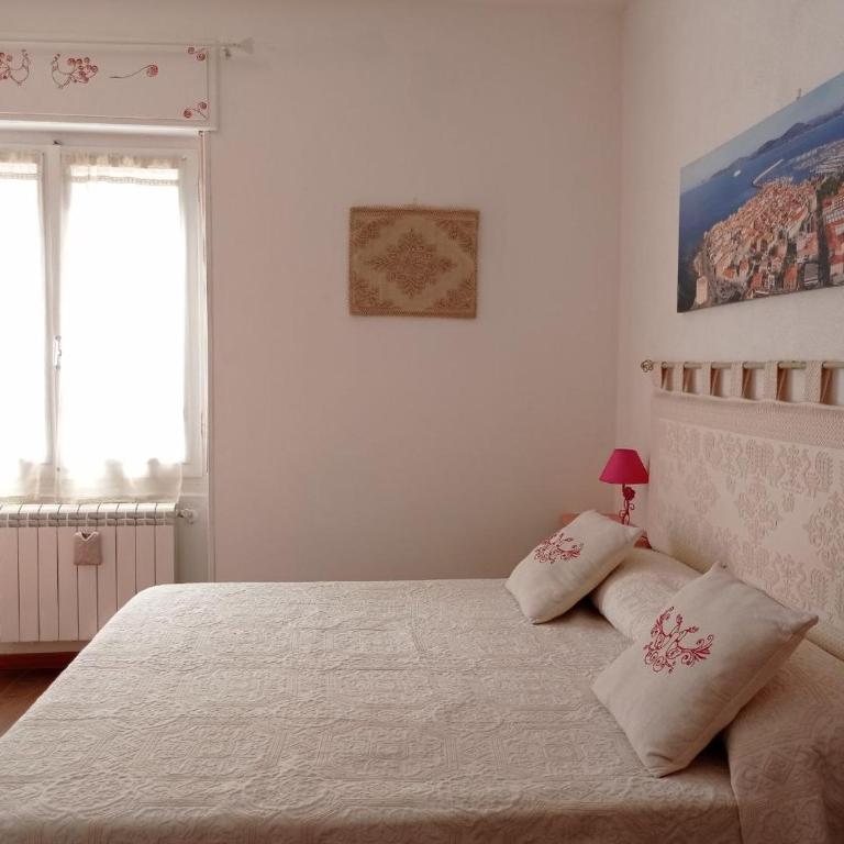 La Pervinca - Camera Matrimoniale con Bagno Privato - 1