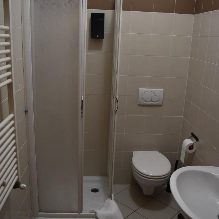 La Dea - Camera Doppia con Letti Singoli con Bagno Privato - 4