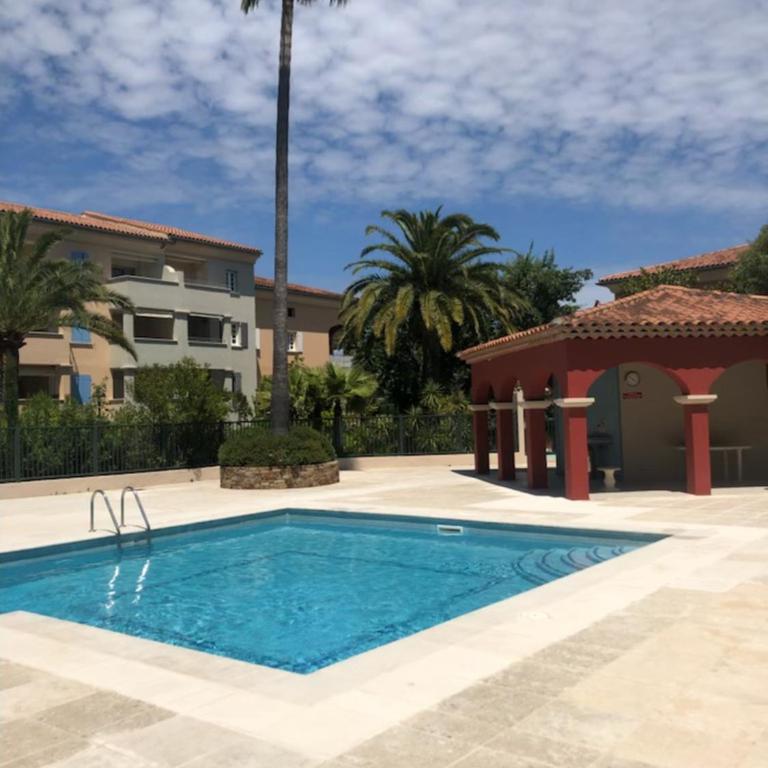 Belle résidence au centre de Saint Tropez avec piscine et garage - Appartement 1 Chambre - 2