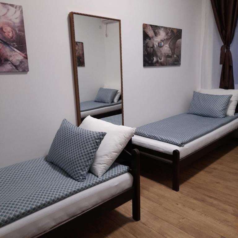 Apartment Artistika - Apartman sa 3 Spavaće Sobe - 10