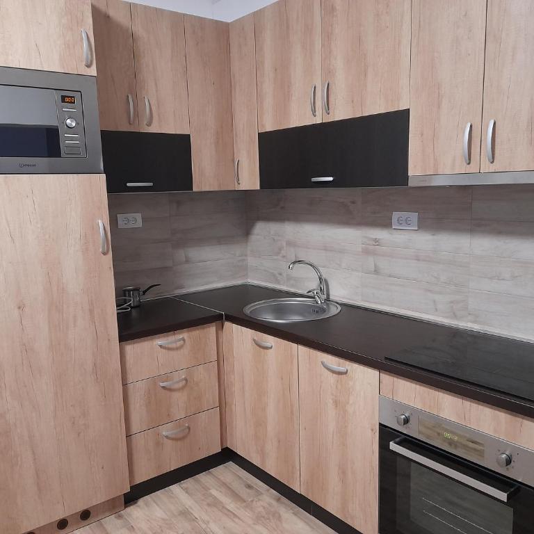 Apartment Artistika - Apartman sa 3 Spavaće Sobe - 13