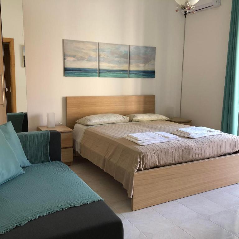 Gaeta Holidays - Camera Tripla Superior - 1