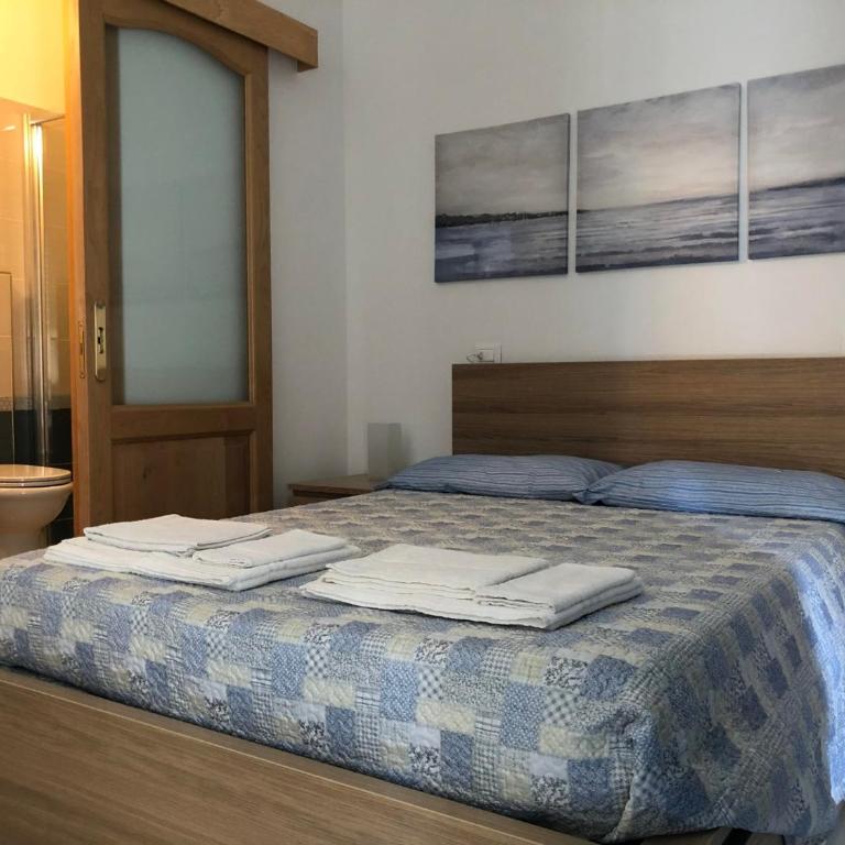 Gaeta Holidays - Camera Tripla Standard - 21