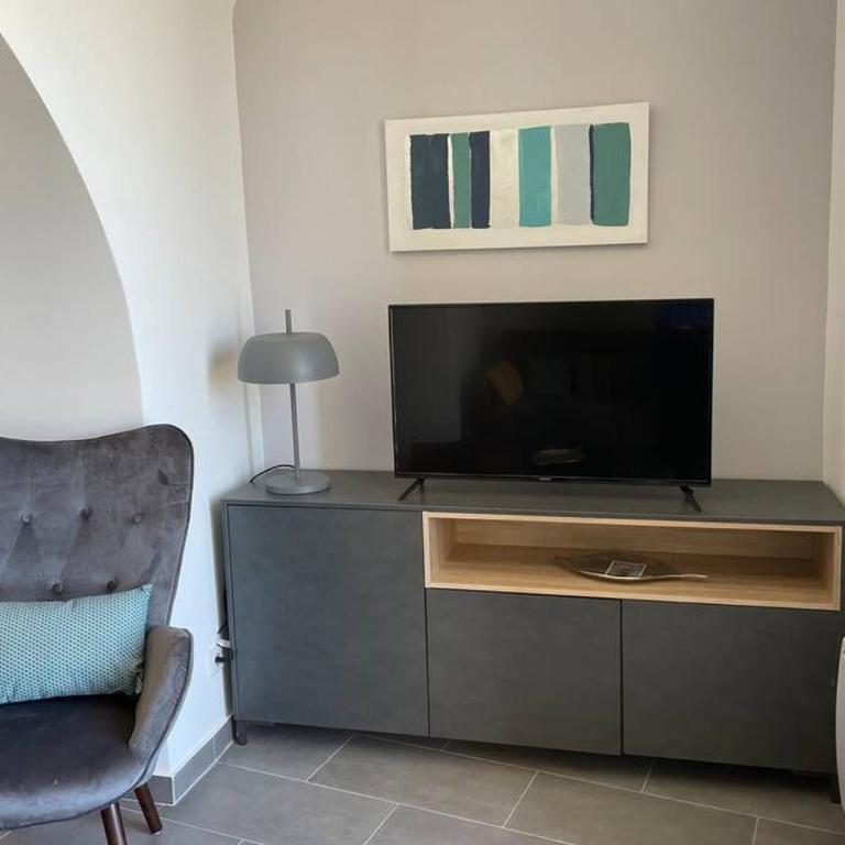 Menton 3 pièces vue mer bord de plage hyper centre - Apartment mit 2 Schlafzimmern - 8