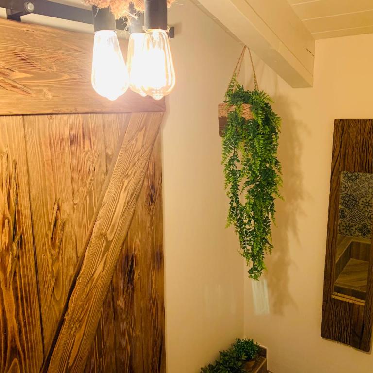 Charming Attic Apartment With Balcony & Swimming Pool - Appartamento con 3 Camere da Letto - 30