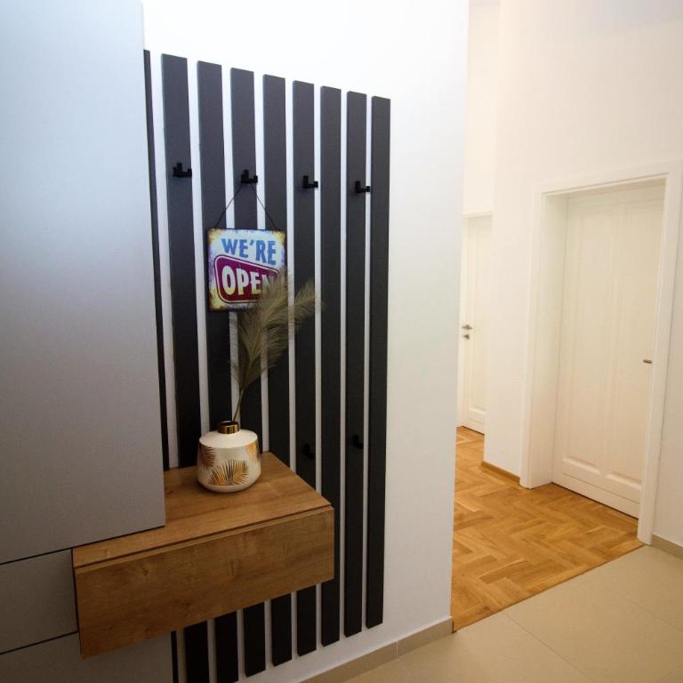 Penthouse with Old bridge view and jacuzzi - Two-Bedroom Apartment - 27