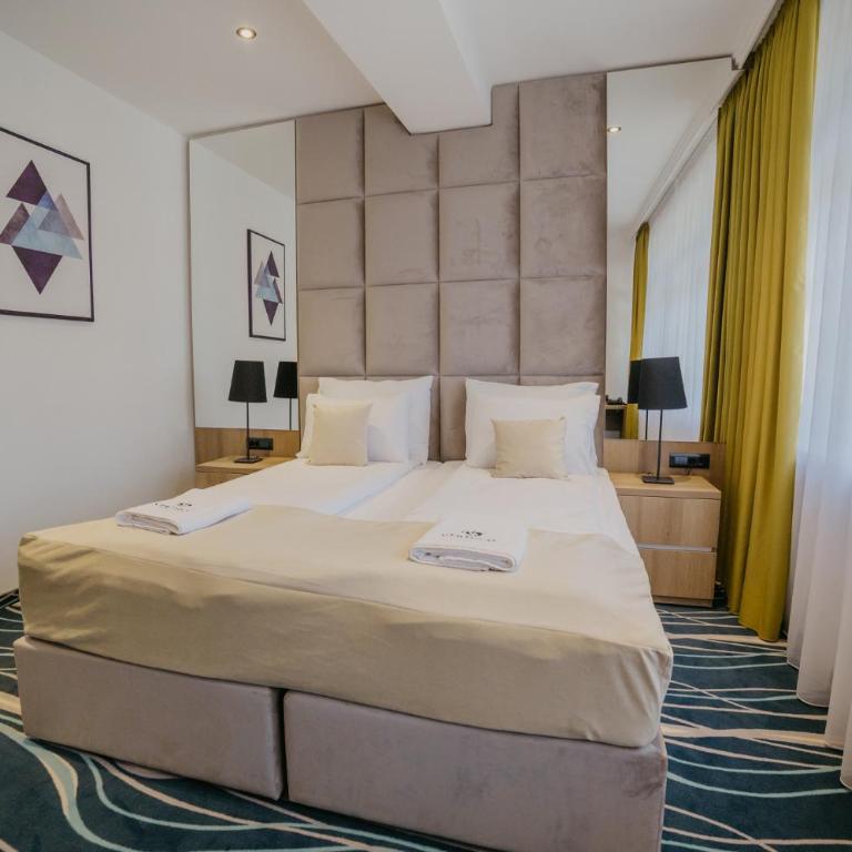 Hotel Vertigos - Deluks Dvokrevetna Soba sa Bračnim Krevetom/Zasebnim Krevetima - 11
